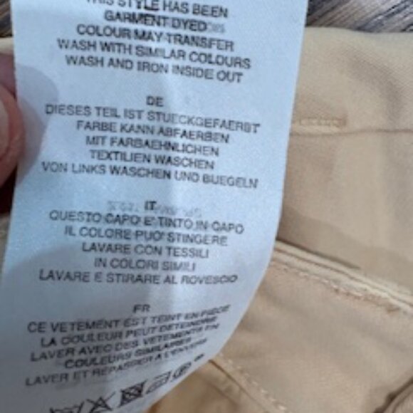 Like New Closed denim in soft butter colour sz 26 - Picture 7 of 14